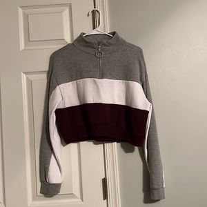 Mandee Cropped Crew, with zipper